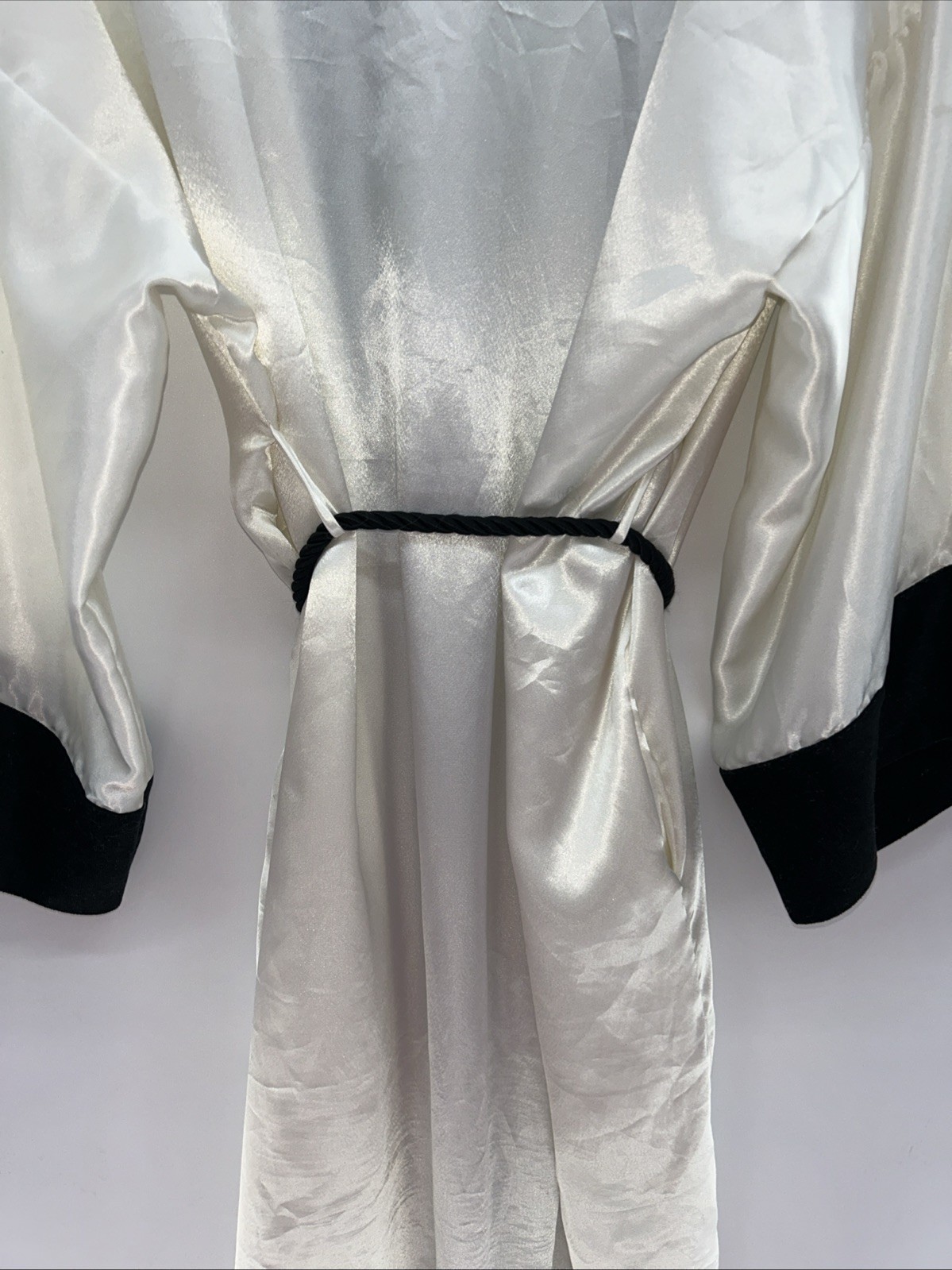 Vintage Jessica Lynn Women’s Bathrobe Made In USA White/black One Size Belted