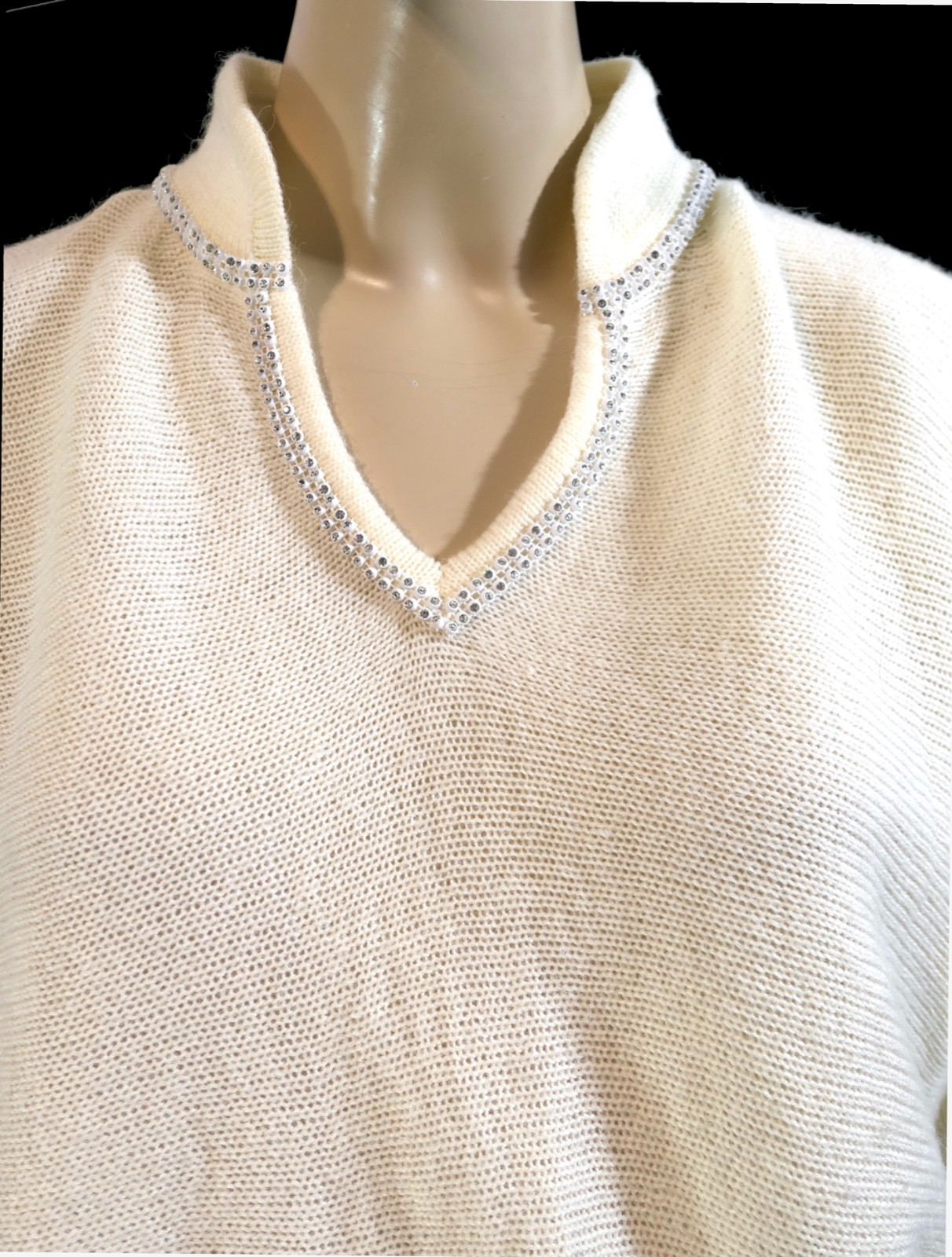 Vintage 70s 80s Rockabilly Rhinestone Creamy White Cropped Dolman Sweater XL