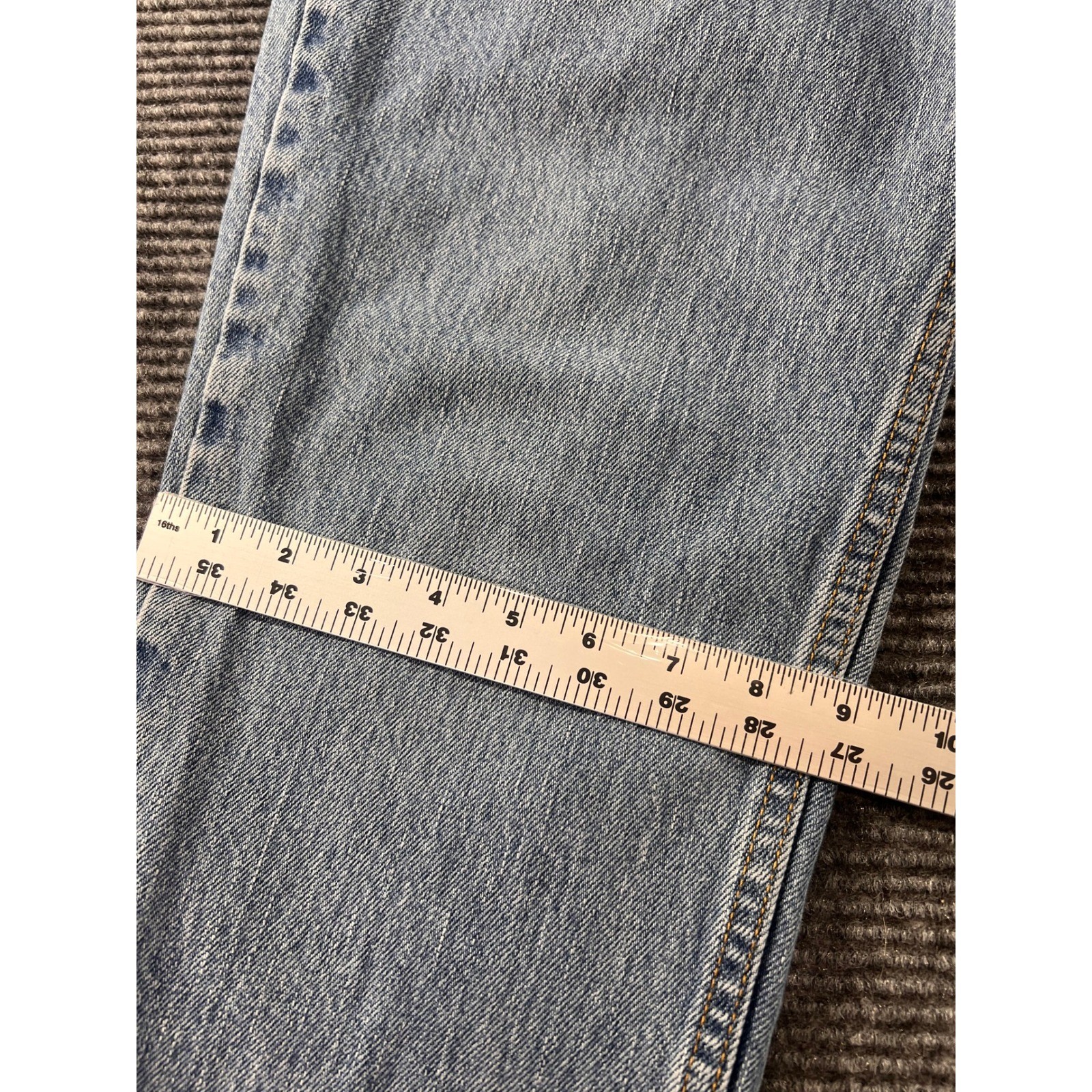 Levi’s 550 Relaxed Jeans Womens Size 12 M Tapered Light Wash Vintage Y2K