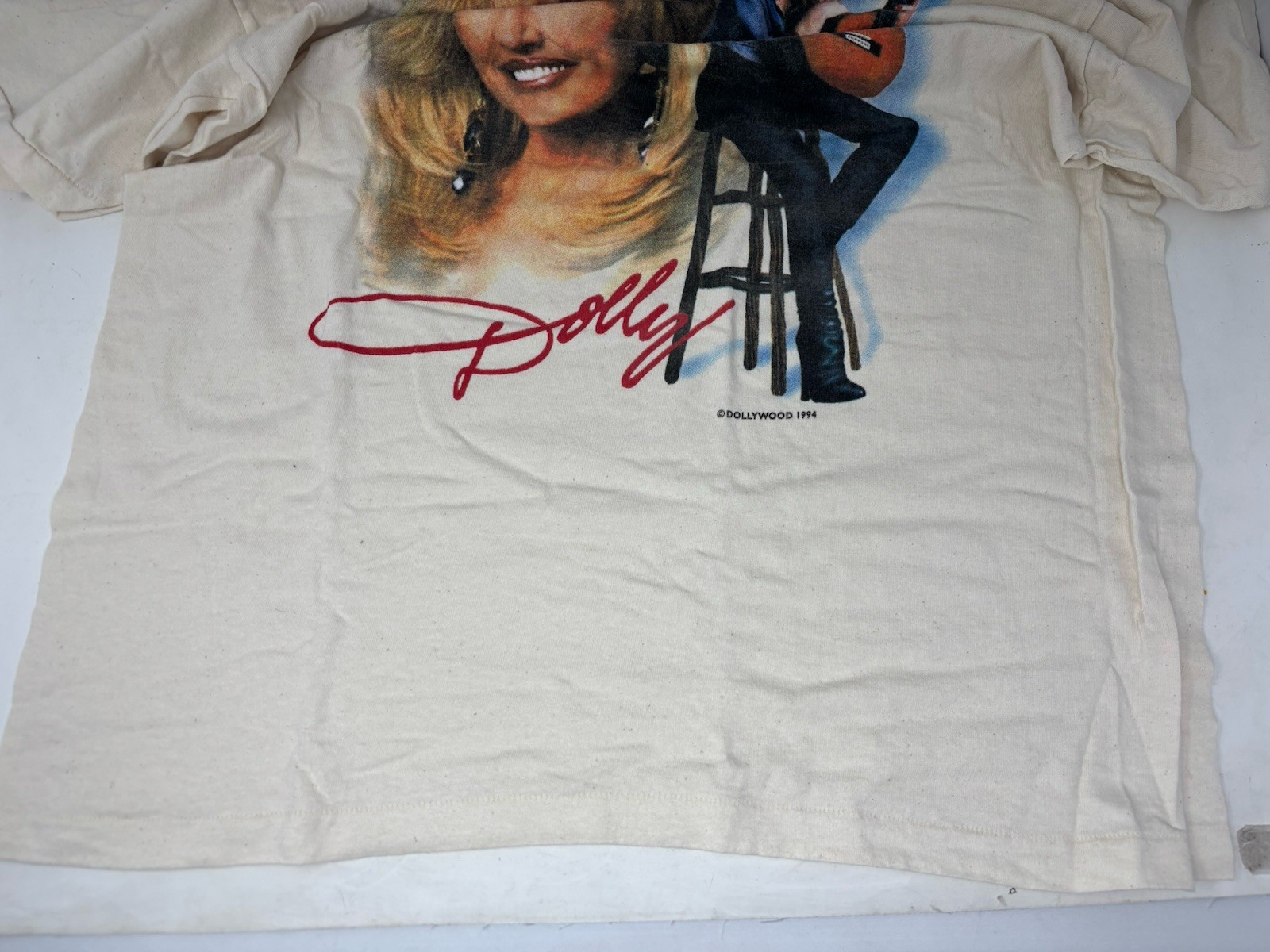 Vintage 1994 Dollywood Dolly Parton T-Shirt – Size Large Beige Delta Cotton