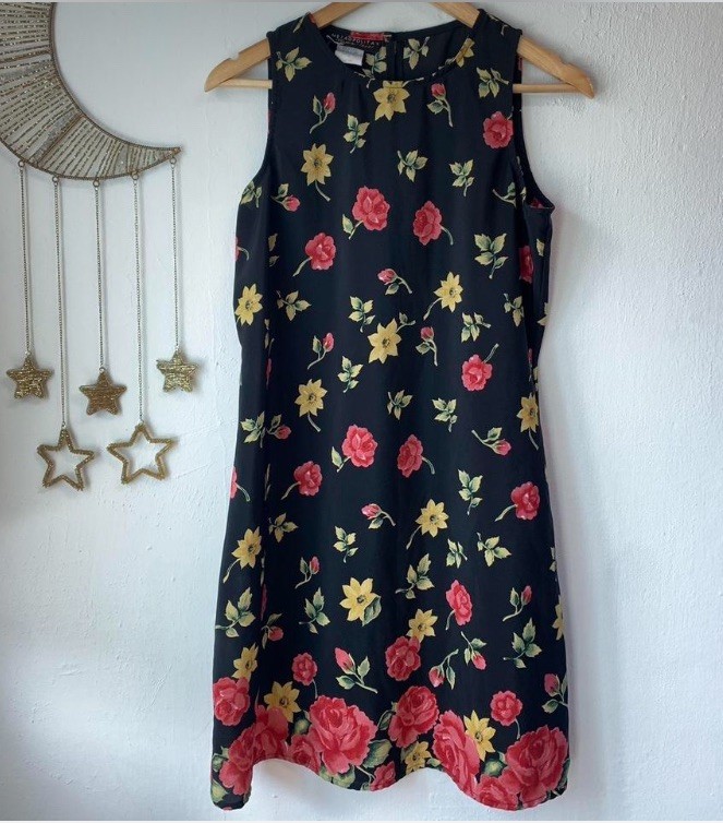 Vtg floral dress Metropolitan Womens Black Red