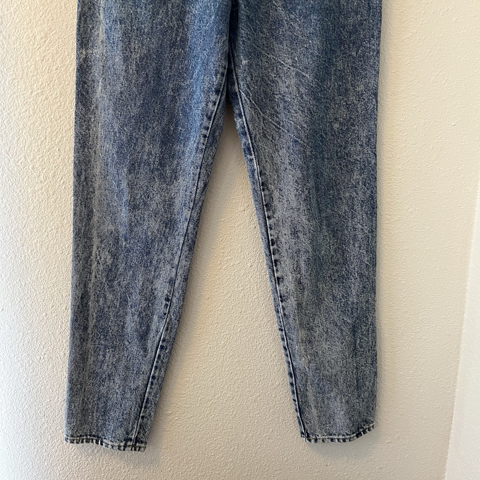 Vintage 80’s Women’s Jeans Acid Wash High Waisted Tapered 26 Waist Made In USA