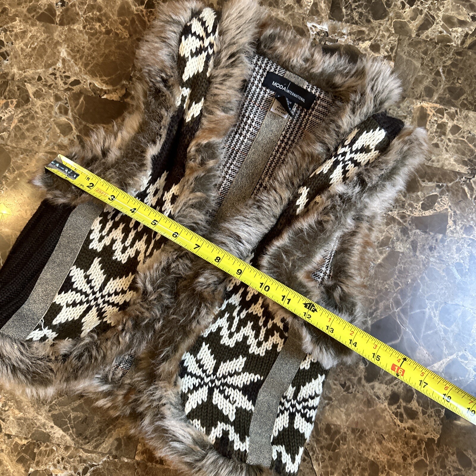 Y2K SNOWFLAKE FUR VEST S/M HIPPIE BOHO SKATER GRUNGE WHIMSIGOTH FAIRY WITCHY