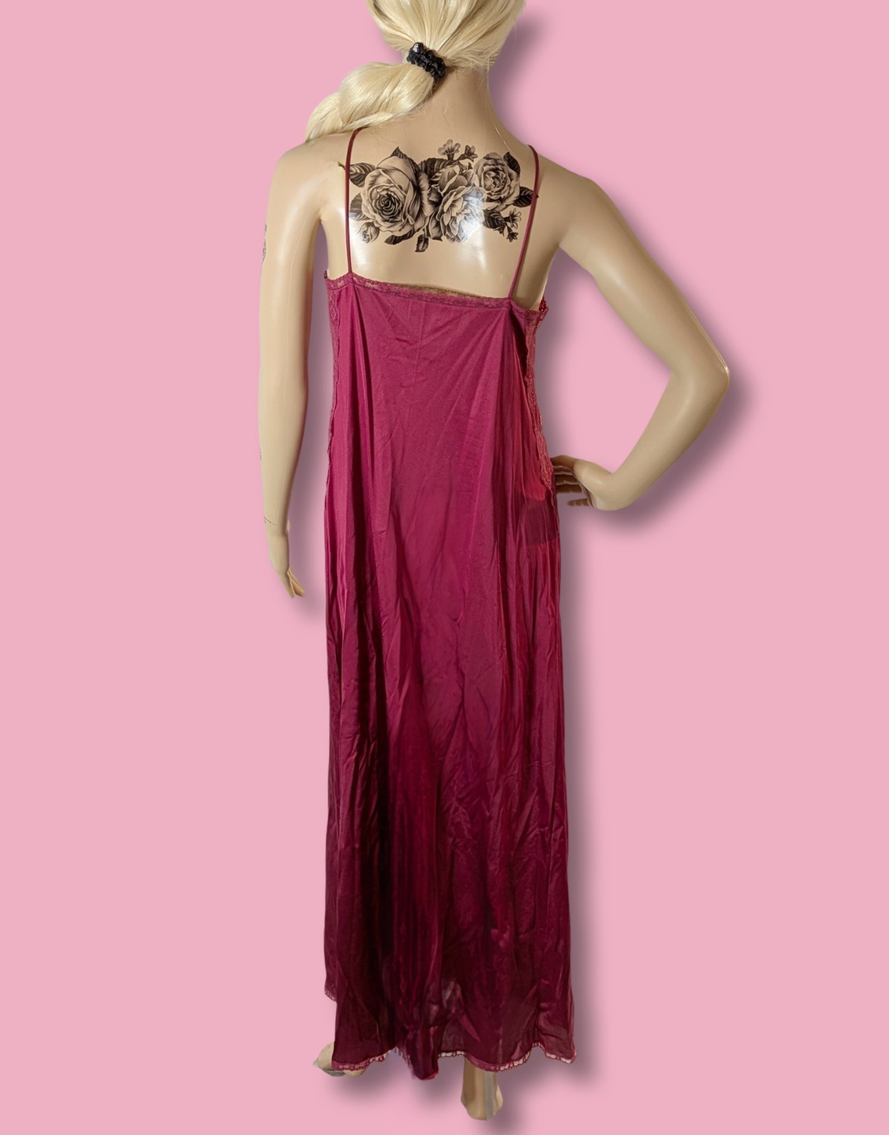 Vintage JCPenney Lingerie Valentine’s Day Satin and Lace Nightgown Size M