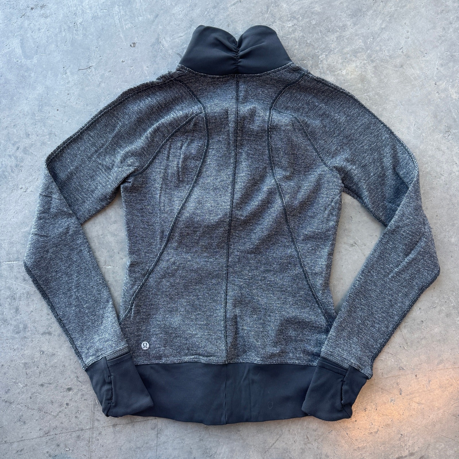 Vintage Y2K Lululemon Heathered Runderful 1/2 Zip Slim Fit Sweatshirt Women’s 6