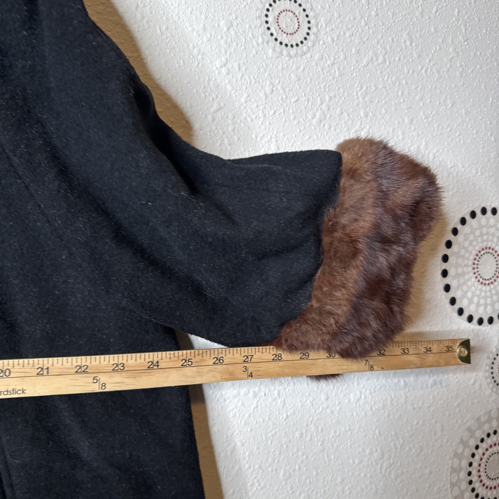 Vintage 1960s Wool Coat with fur collar And Trim Union Made, A-Line Size Large