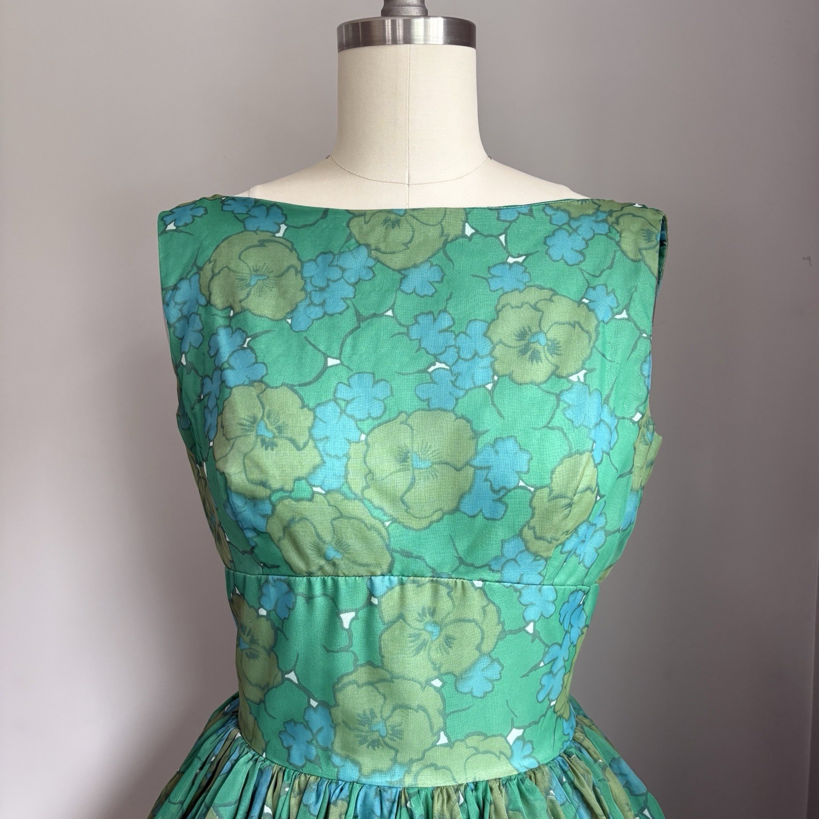 Vintage early 1960’s Blue & Green Floral Chiffon Rockabilly Pinup Party Dress XS