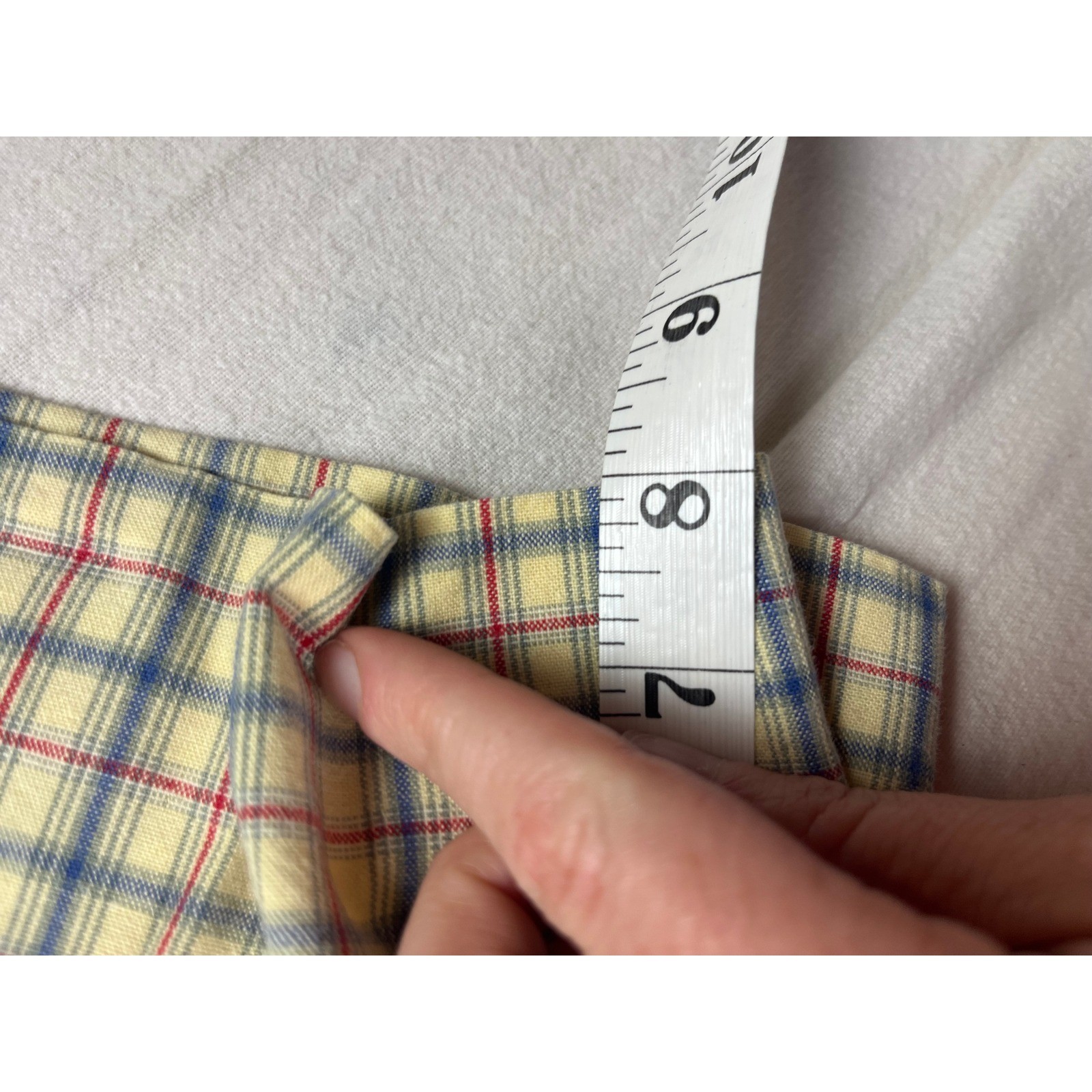David Brooks Vintage Plaid High Waisted Pleated Shorts Yellow Blue Red Size 8
