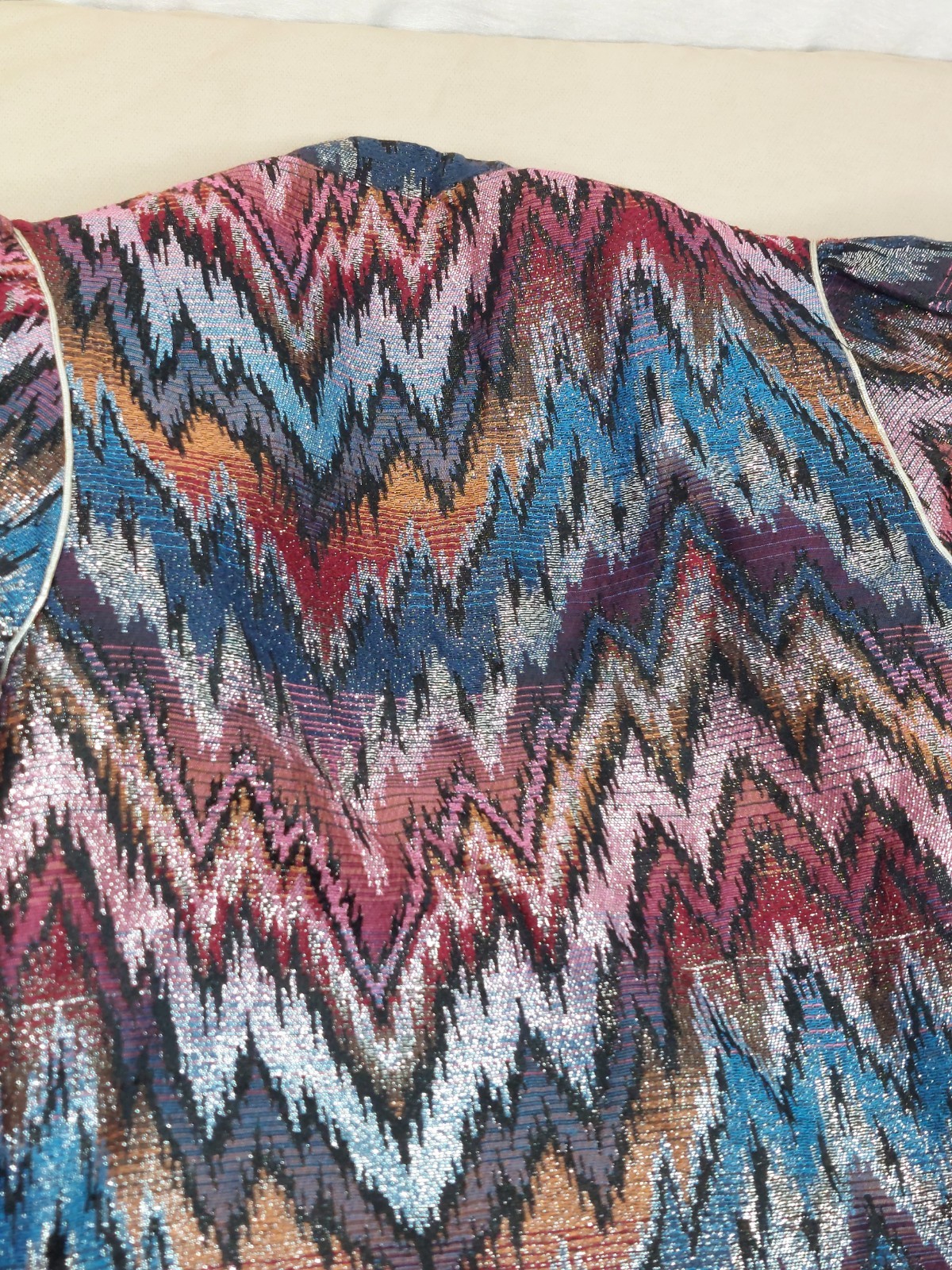 Vintage 80s Metallic Brocade Jacket Womens XS S Cropped Puff Sleeve Ikat Zig Zag