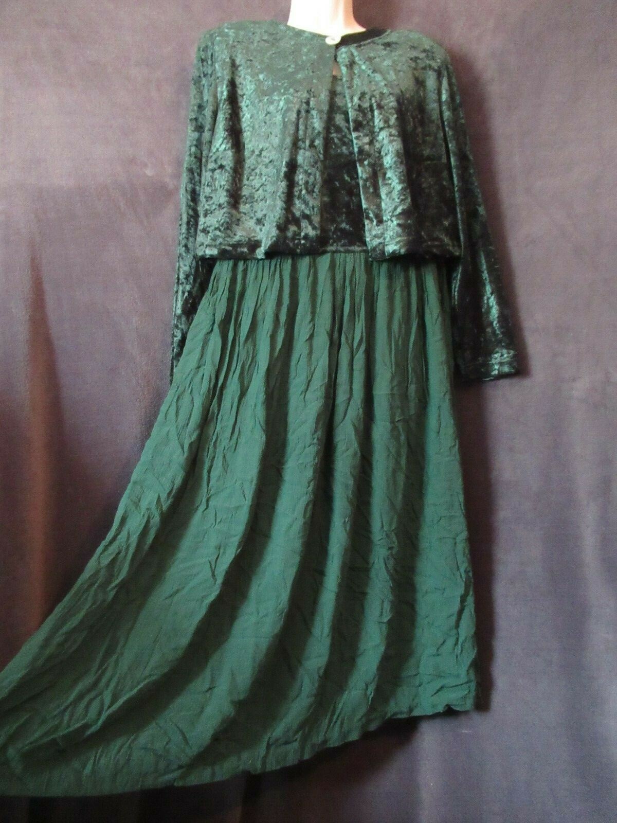90’s Vintage Jamie Brooke Green Crushed Velvet Crinkle Rayon Jumper Dress Jacket