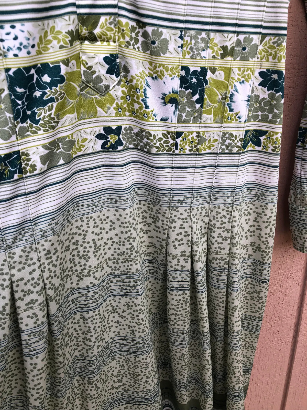 Vintage 70′ Italian Dress Soft Lycra Floral Print Size M
