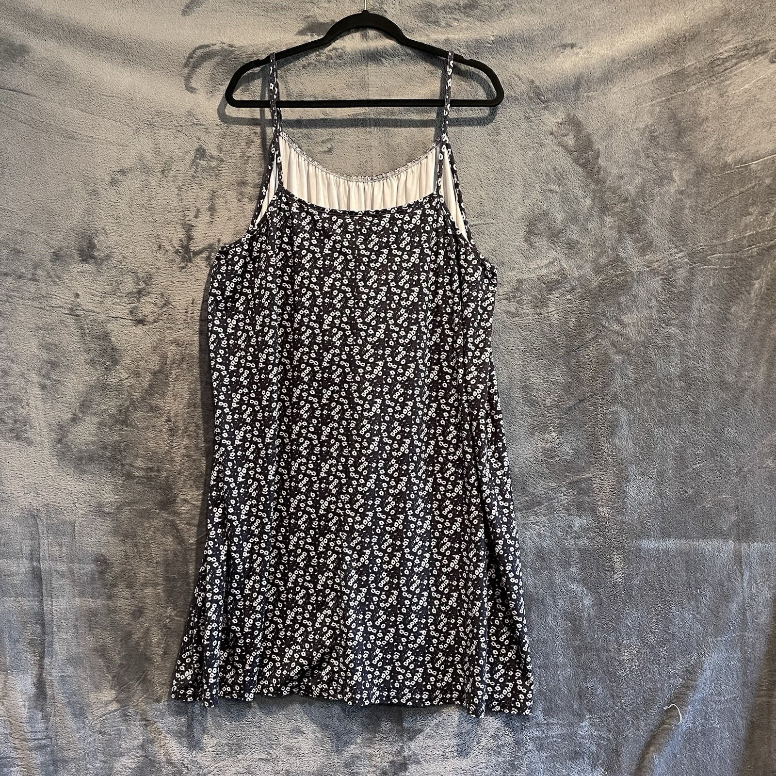 Women’s Plus Size 5X House Dress Nightgown Black White Casual