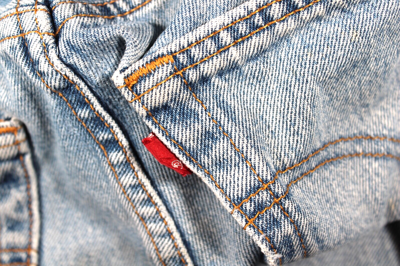 Vintage 1990s Levi’s 501 USA Button Fly BLUE Denim Jeans Women Women’s 31W x 32L