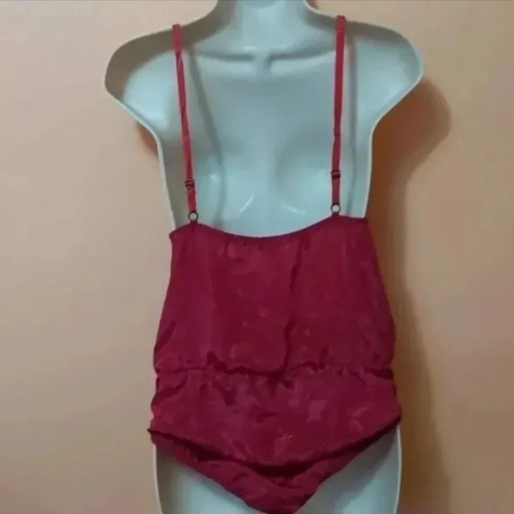 Vintage Shirley Of Hollywood embossed satin Pink Fuchsia Teddy Bodysuit Romper S