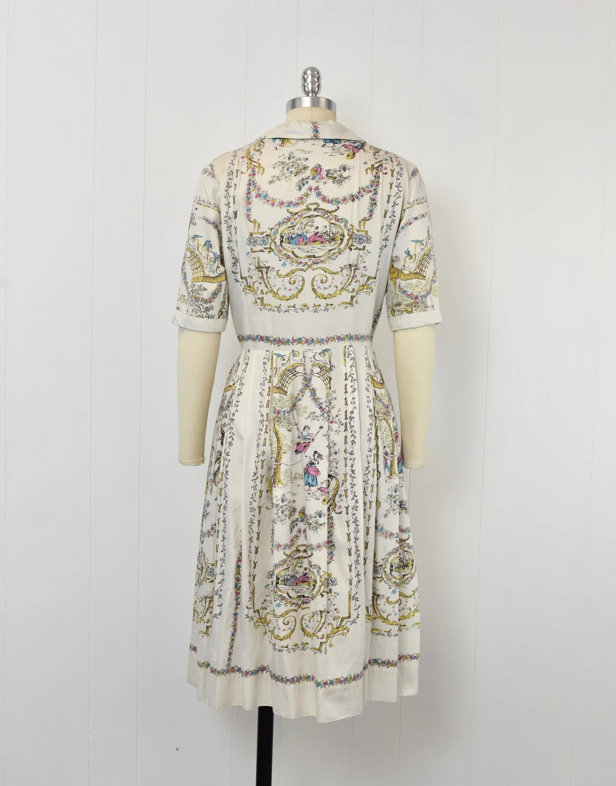 Vintage 1950s Rococo French Provincial Novelty Print Cotton Shirt Dress