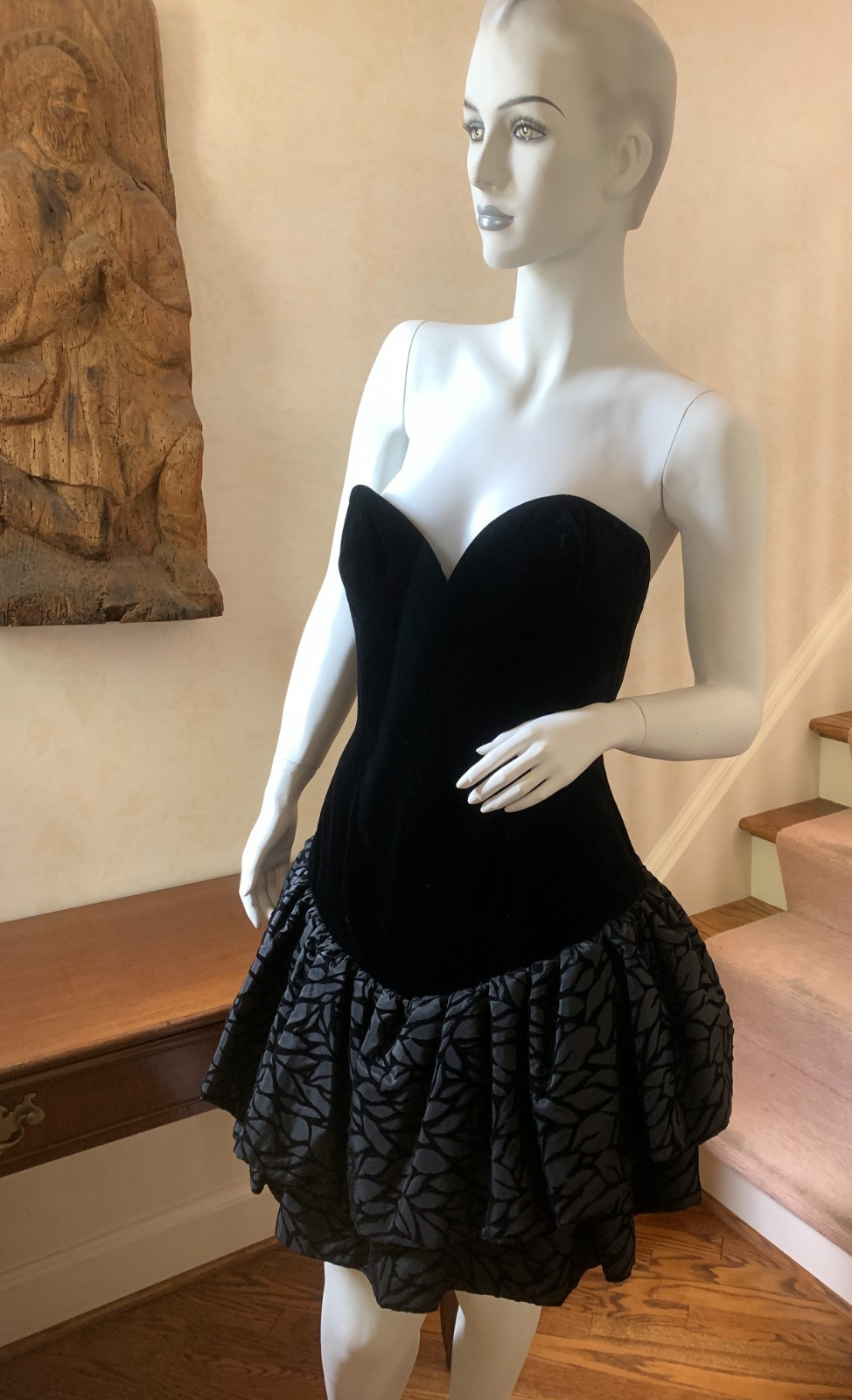 Vintage VICKY TIEL COUTURE 1980’s Velvet Ruffle Cocktail Party Dress Euro Sz 40