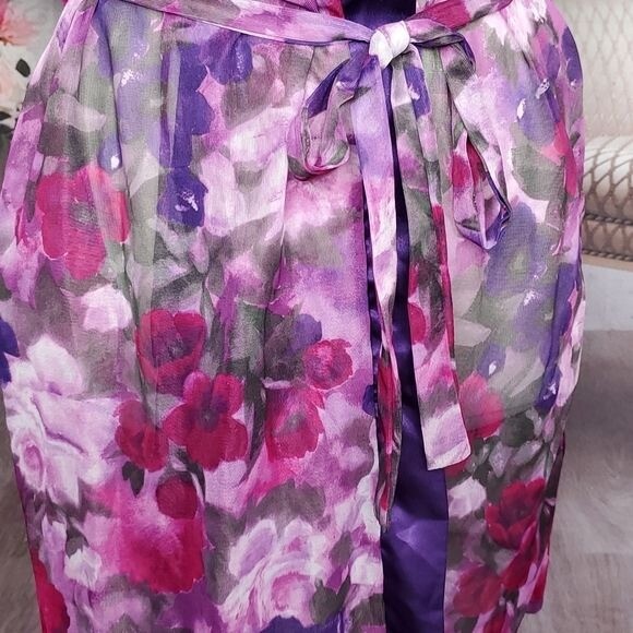 Vintage Sheer Floral Purple Multi-Color Double Tie Waist Robe Size Medium