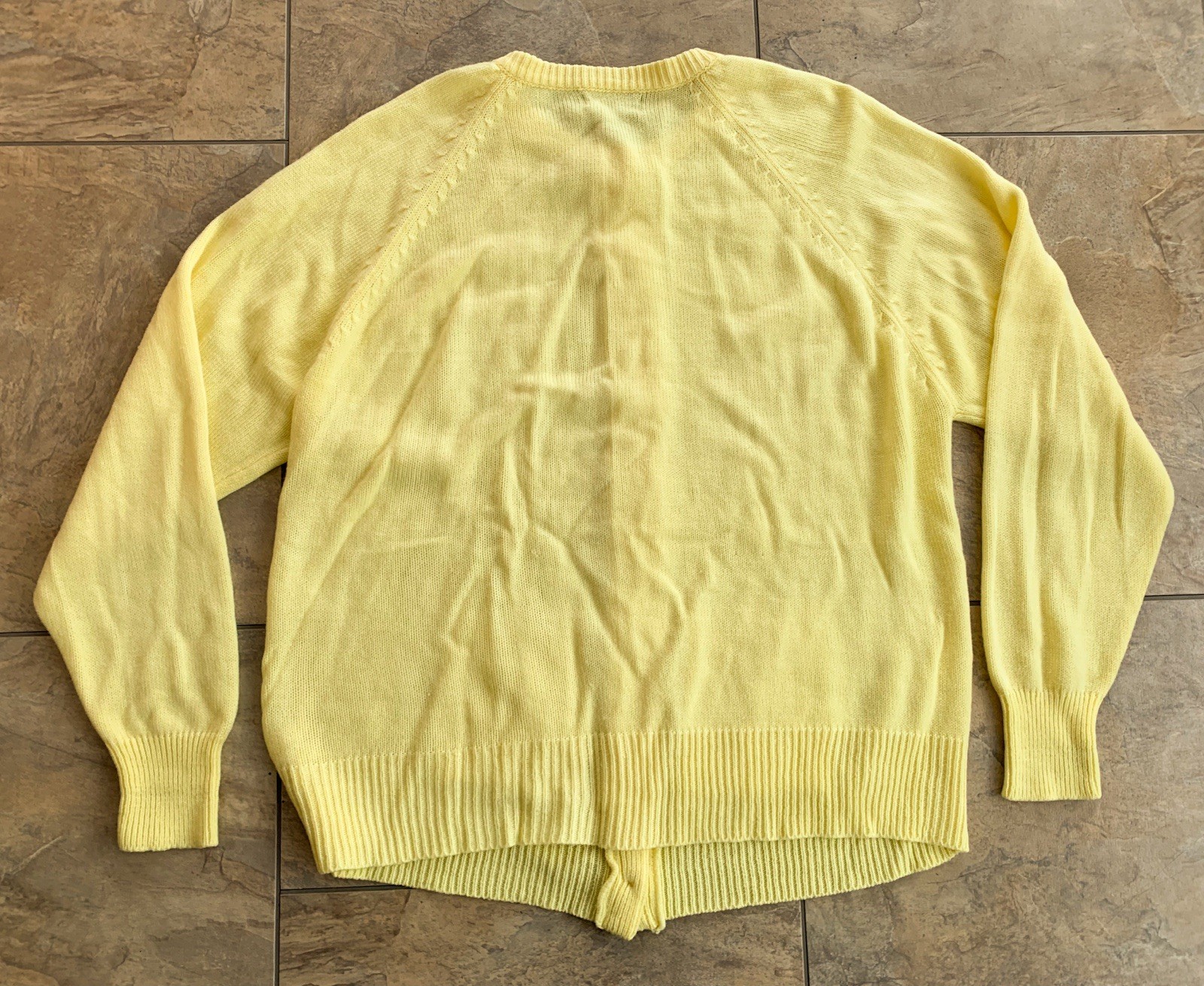 Vintage 70s Corliss Women’s 44 XL Yellow Button Up Cardigan Sweater Pockets