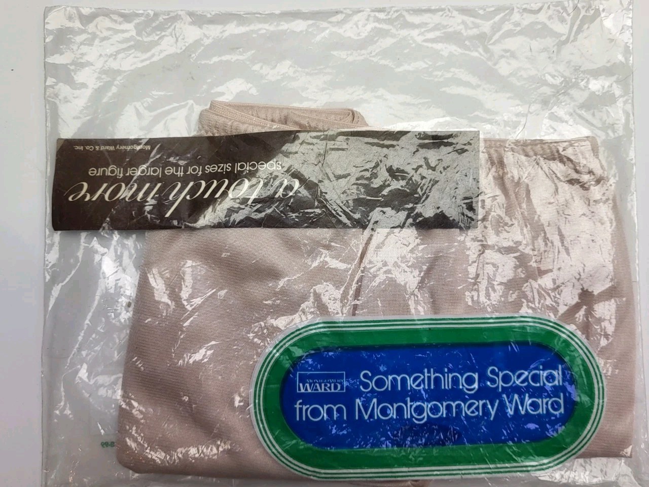 New Sealed In Package! Vintage Montgomery Ward Nylon Gusset Satin Nude 01042
