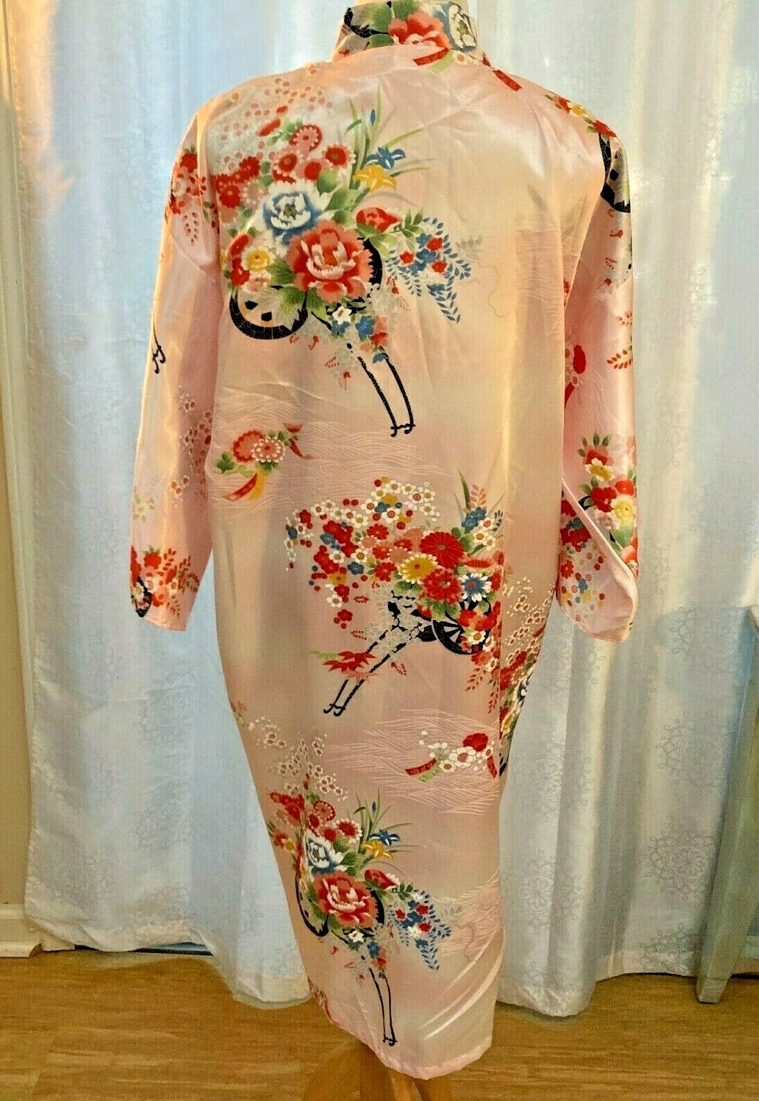Vintage New Ichiban Japan Gown Kimono Robe Pink Floral Asian Oriental Size 42
