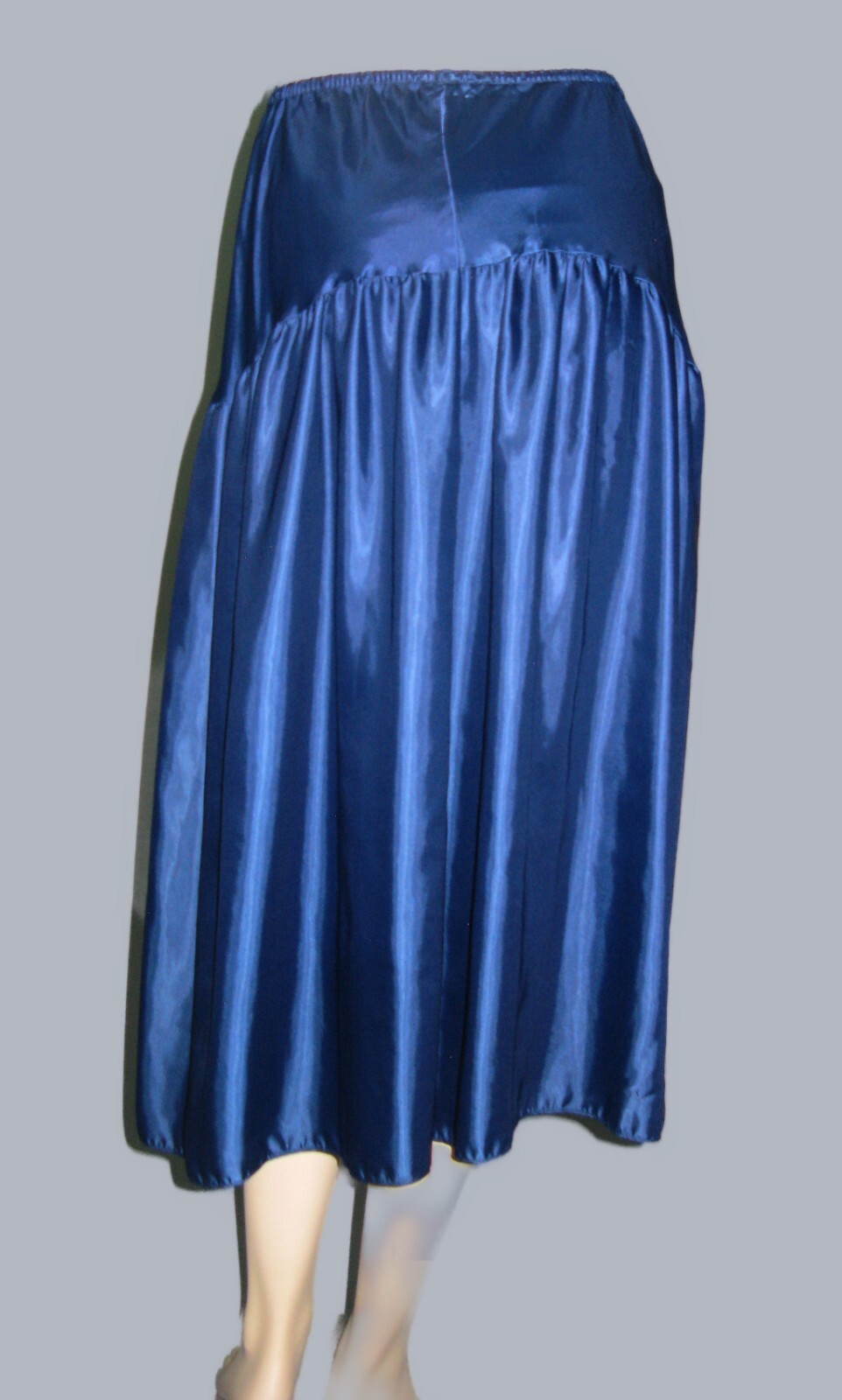 EmbellyShmentz~Vintage Shiny Plush Satin 2 Pc Slip Set Half Slip Med Cami Sz 38