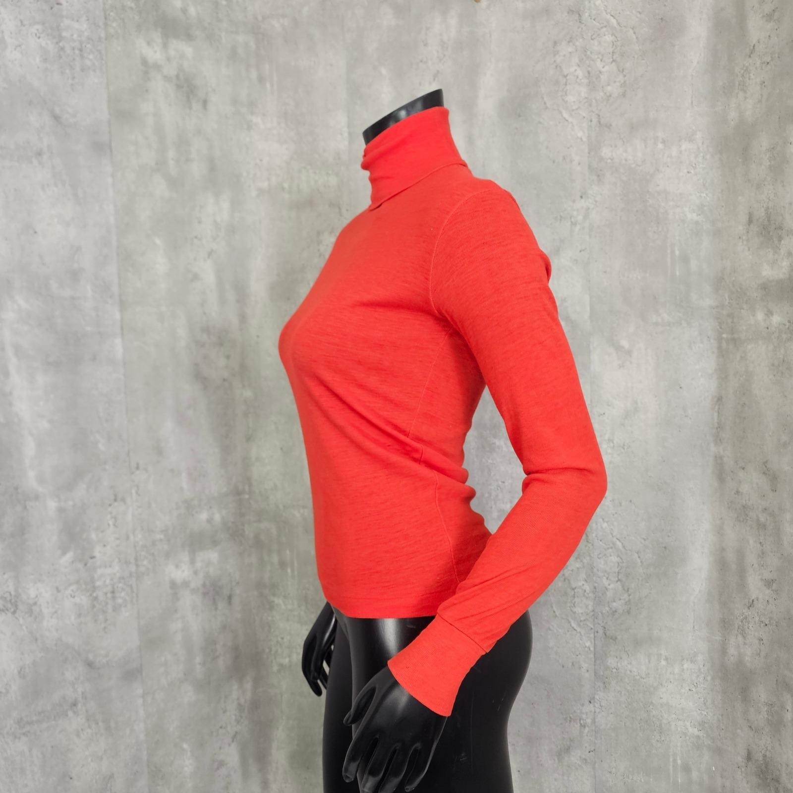 Vintage Point East Red Orange Turtleneck Top Stretch Knit Long Sleeve Womens