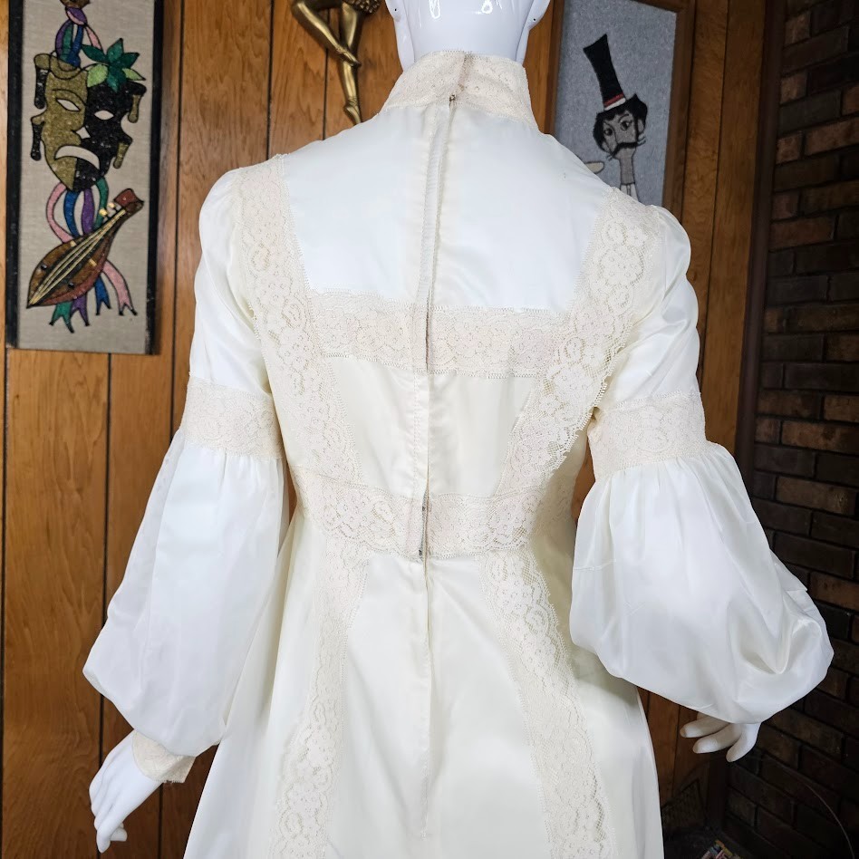 Vtg 70s Victorian Edwardian Revival Romantic Lantern Chapel Train Wedding Gown S