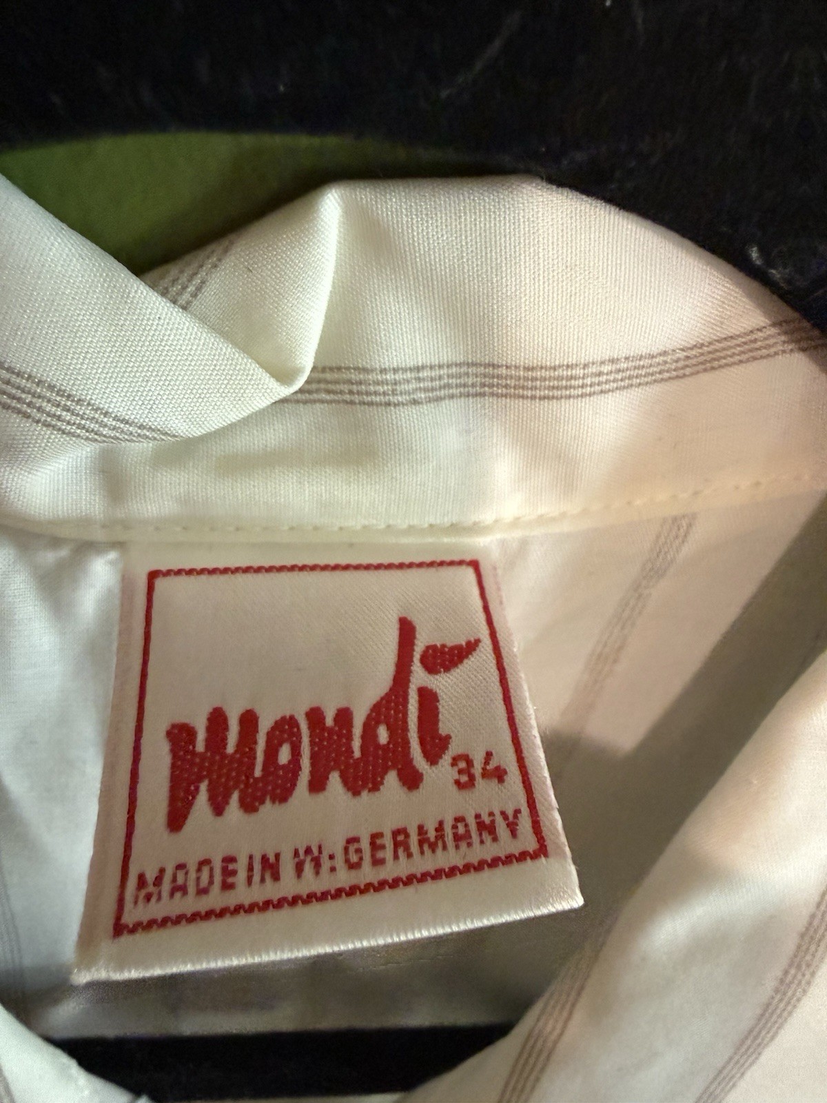 Mondi Vintage Blouse Womens 34 Cream Pinstripe Viscose Short Sleeve W Germany