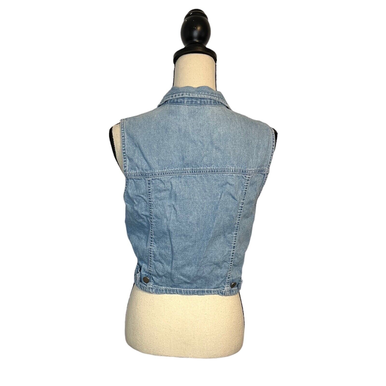 Vintage Carriage Court Sport Denim Vest Embroidered Floral Cropped Medium Y2K