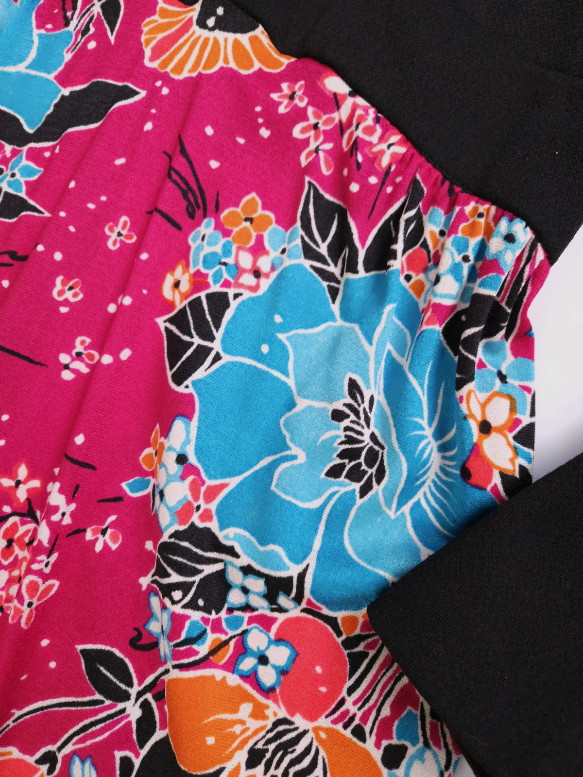 1960s True Vintage Black Pink Vibrant Floral Mod Dress Womens S/M