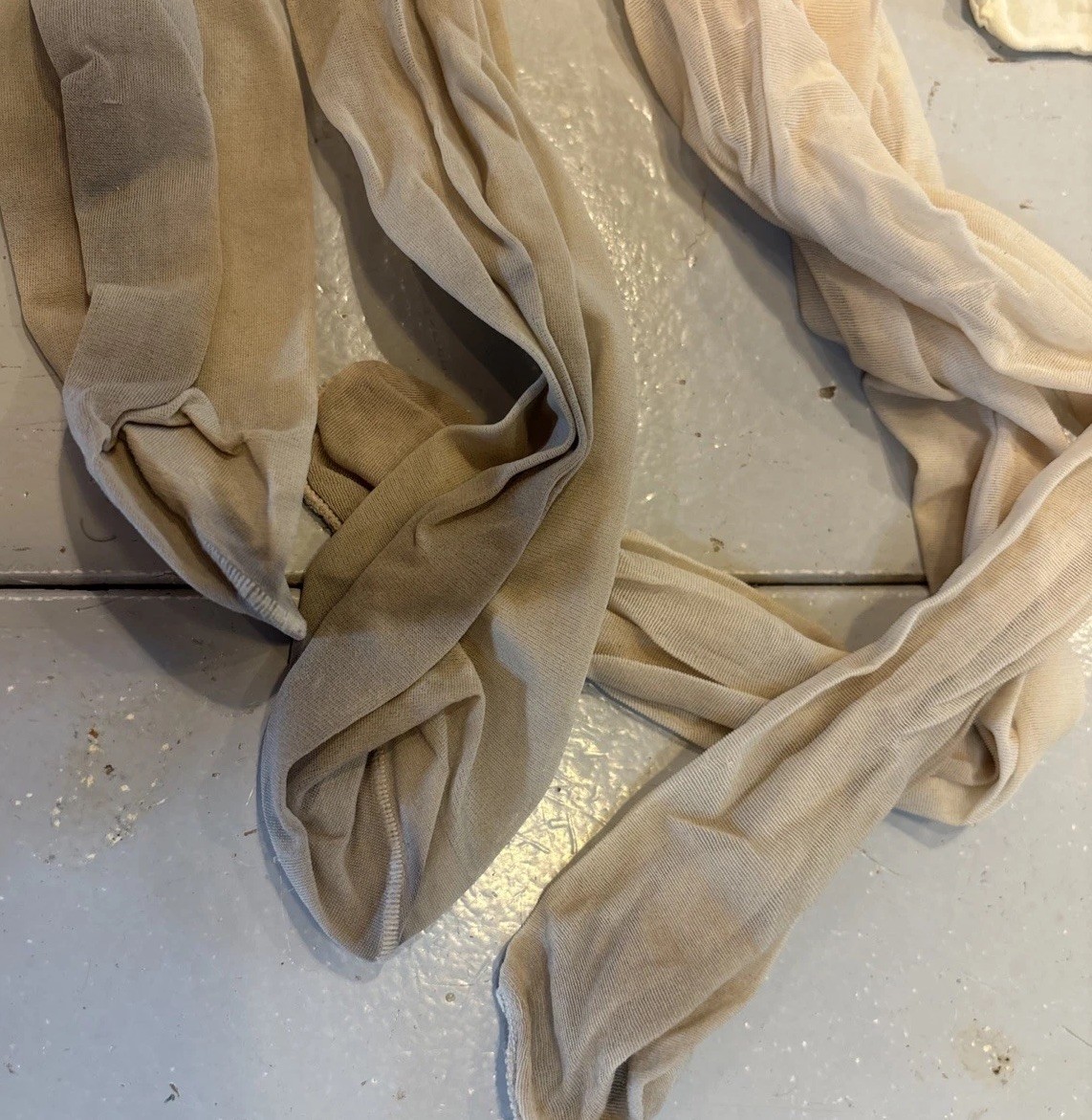 70-Piece Vtg Pantyhose Lot: Knee, Full, Queen-A, DKNY, Sheer, Hanes, Buff Black