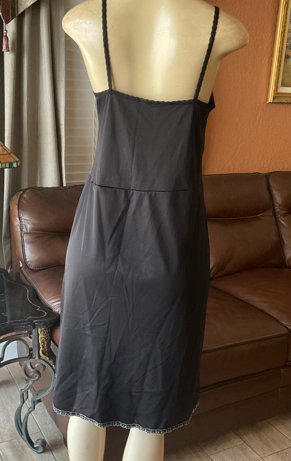 VINTAGE ST MICHAEL BLACK NYLON BLEND W/FANCY HEMN NIGHT GOWN LINGERIE 34 UK 8hc