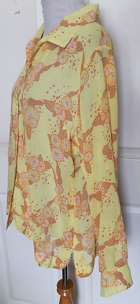 Vintage 70s Yellow Sheer Cotton Floral Blouse Dutchmaid Size 40 B44 ***