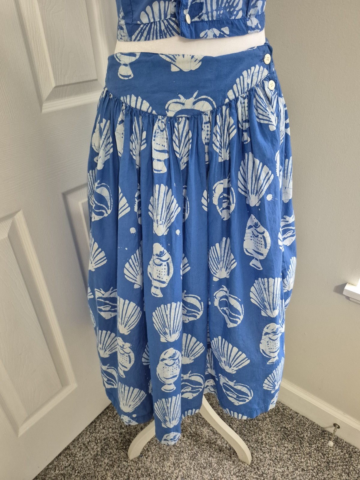 Vintage 90s Passports Pier 1 Imports Blue White Seashell Skirt Top Set – Small