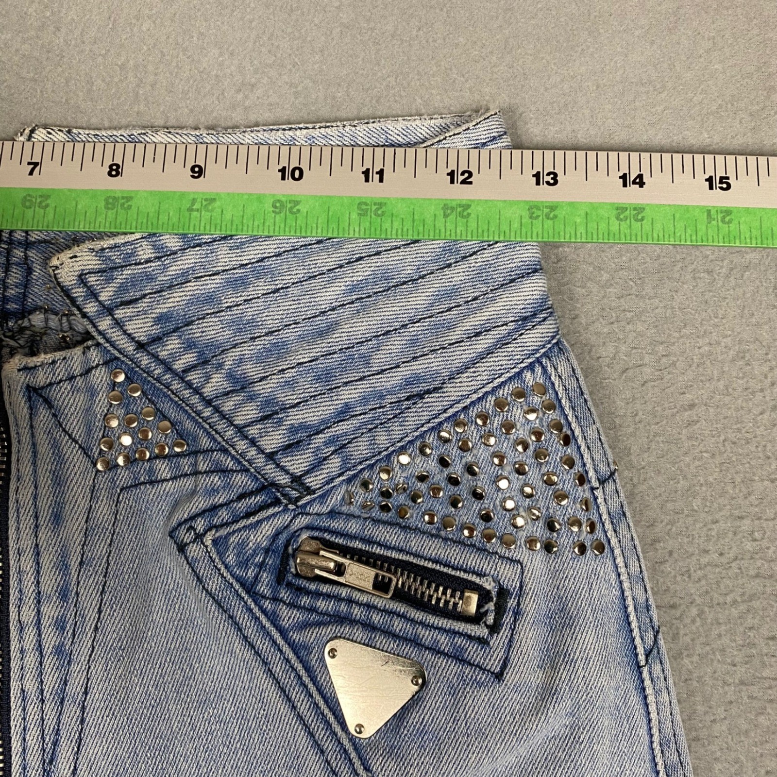 Cristina Vintage Studded High Waist Acid Wash Tapered Jeans Women Junior 7/8 Y2K