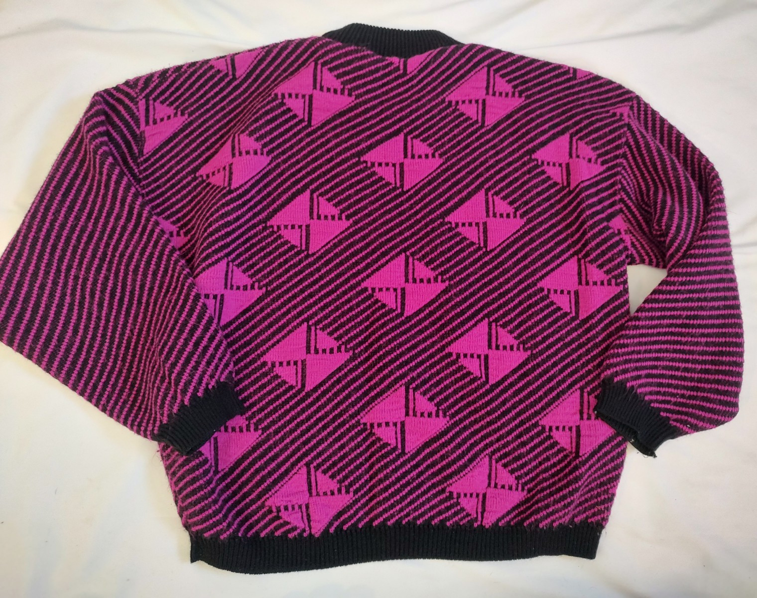 80s Vintage Sweater Glamour Knits Pullover Black Hot Pink Fuchsia Geo USA Made L