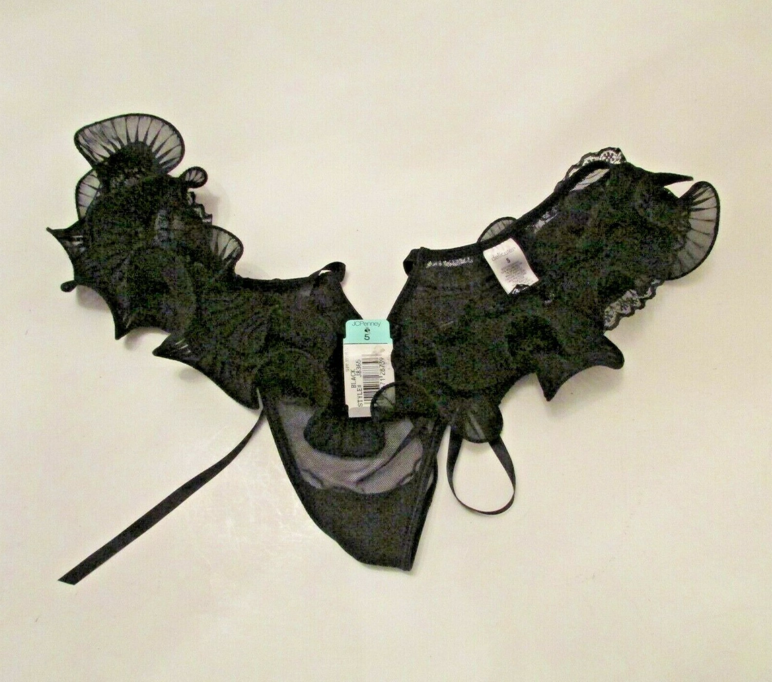 JC Penney Delicates J8365 Black Nylon Ruffled V-G-String Bikini Thong Panties 5