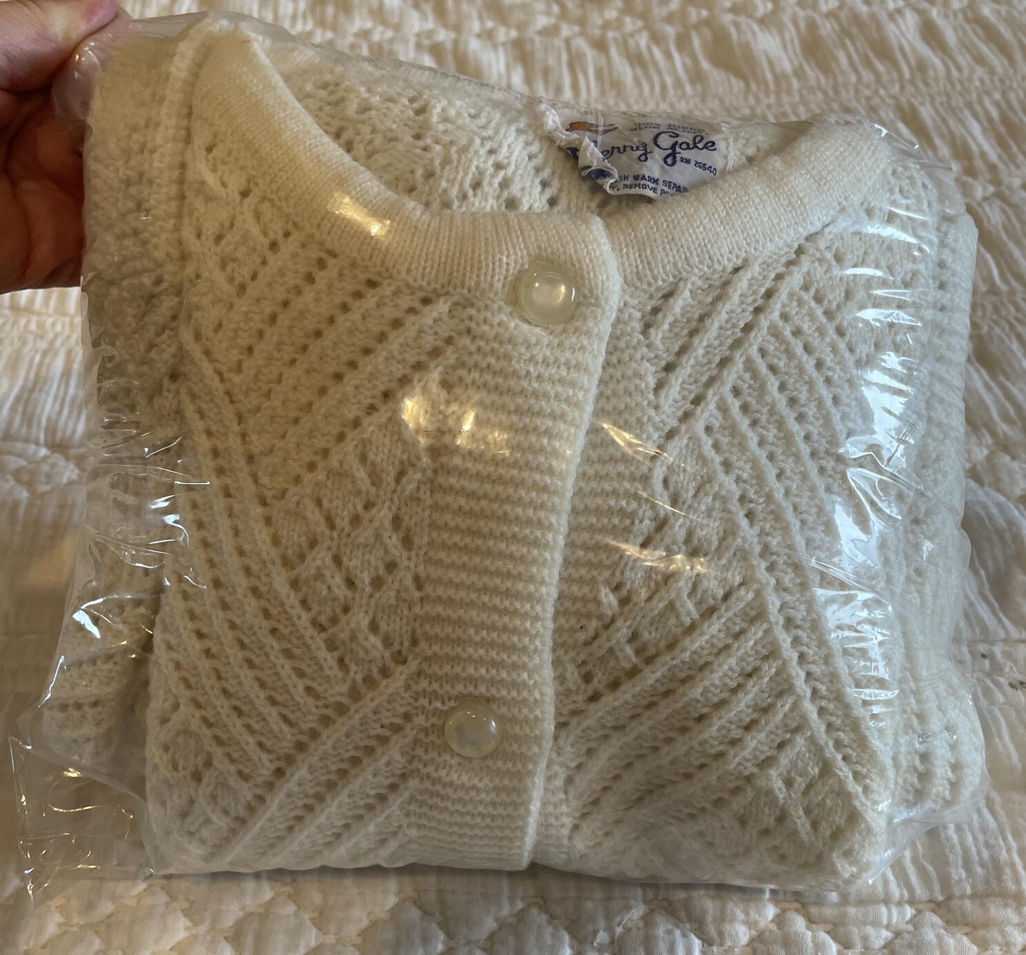 Vintage – 60s SHERRY GALE Cream Turbo Orlon Acrylic Sweater Poncho Cape – OS