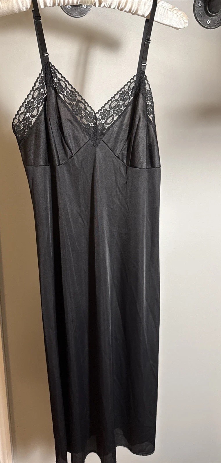 Vintage Vanity Fair black slip Night Gown Size 32 L