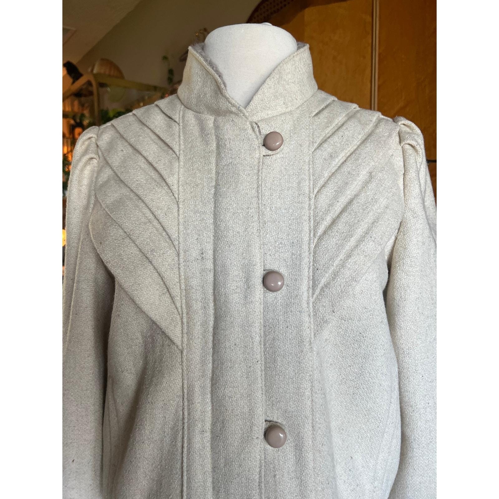 Vintage 70s Cream Wool Pleated Sunburst Jacket Puff Shoulder Quiet Luxury