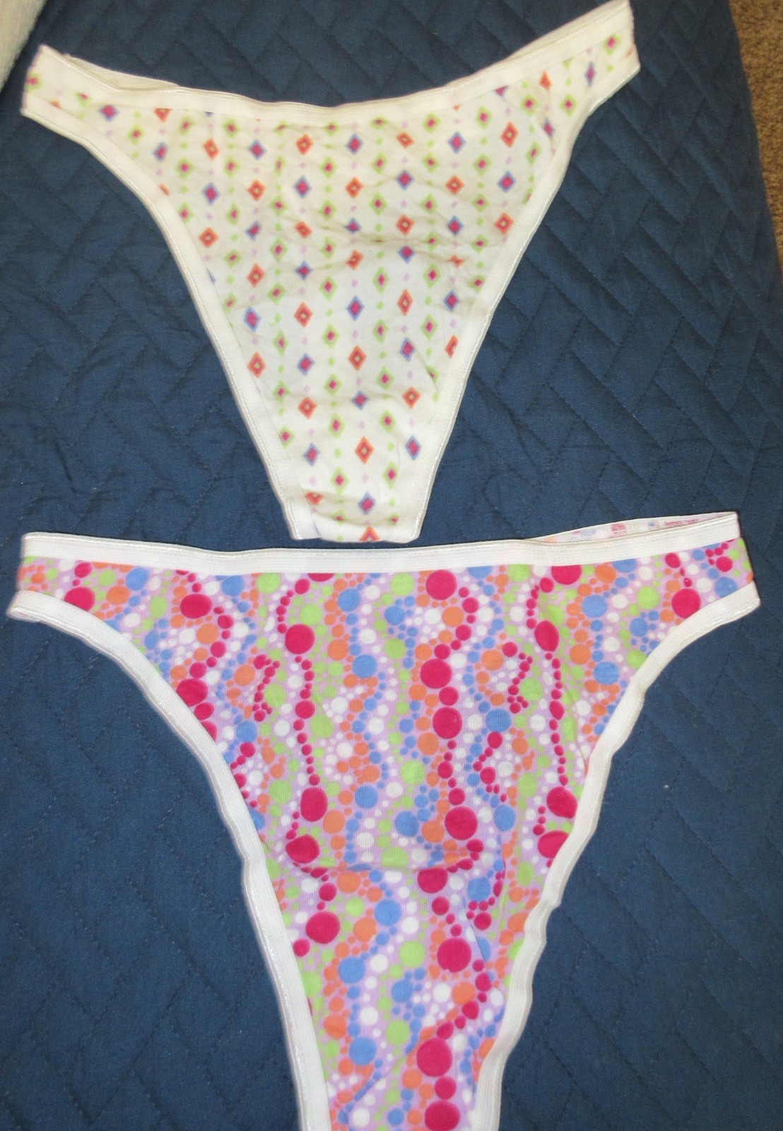 vtg 90’s FRUIT the LOOM COTTON HI CUT THONG BUBBLES bikini panties sz M/6 lot 2
