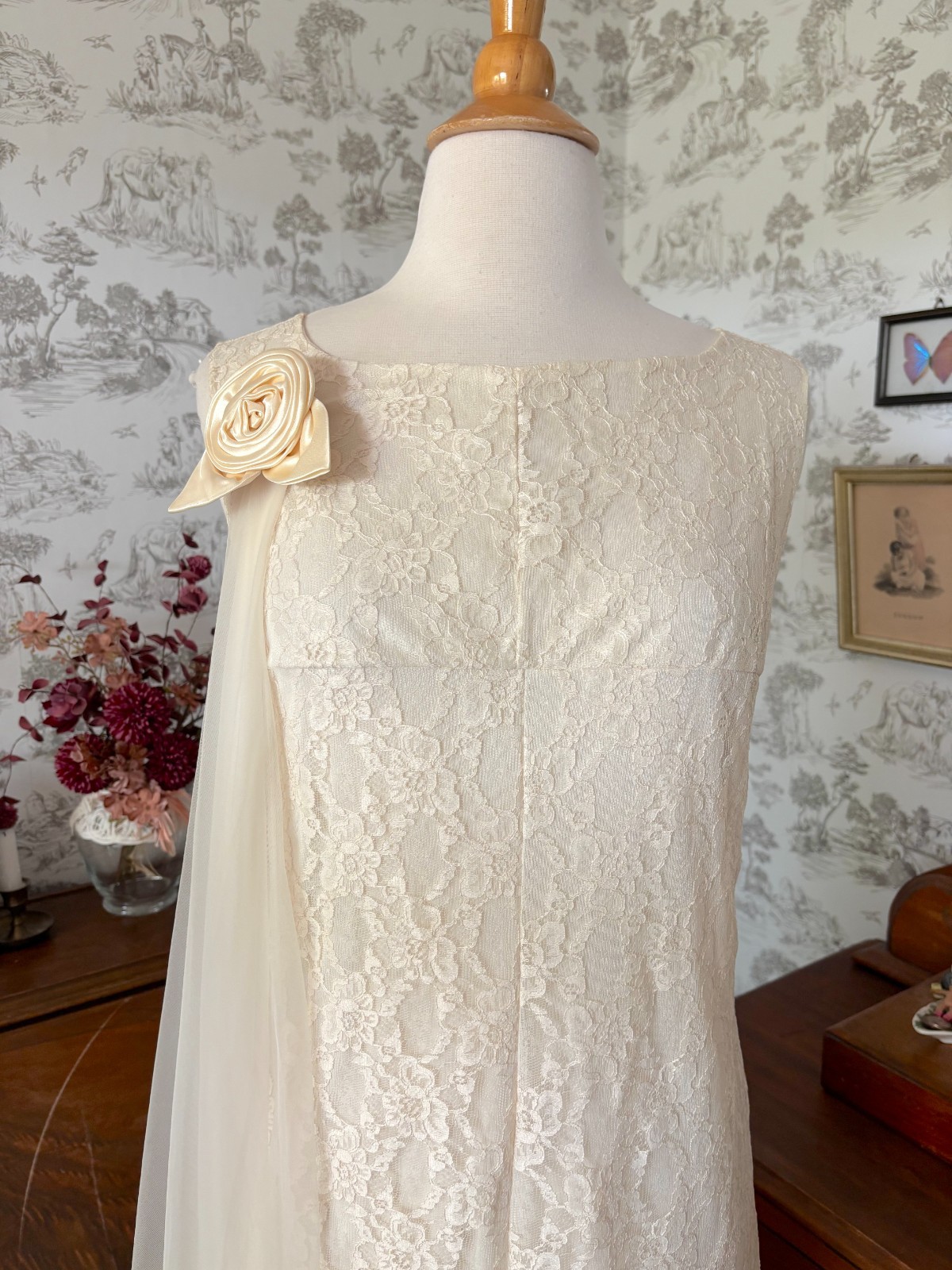 Vintage 60s Cream Lace Wedding Gown: Nylon, Sleeveless, Detachable Rosette Train