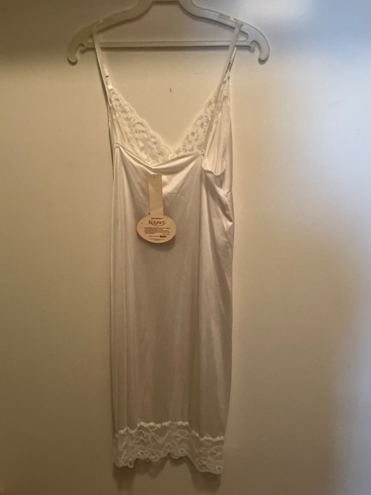 Vintage Kayser Ladies’ Full Slip Lacy Size 38 NWT