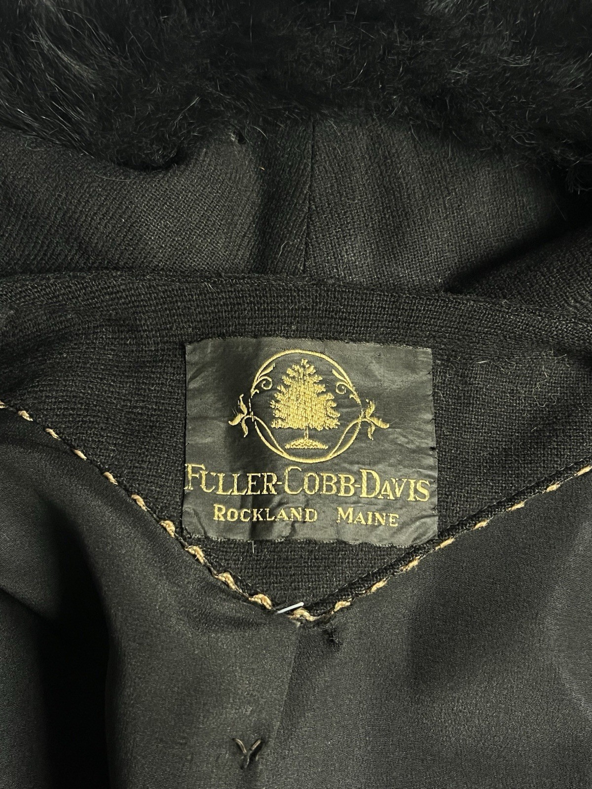 Vintage Early-Mid 1930’s Fuller-Cobb Davis Fur Collar Black Wool Structured Coat