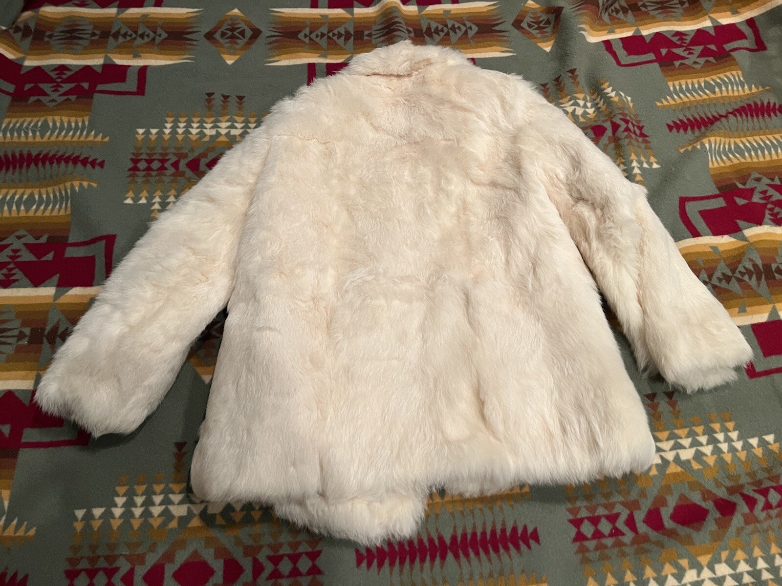 EUC🔥 Safuron Natural Rabbit Fur From France Made in Hong Kong Size L Women’s