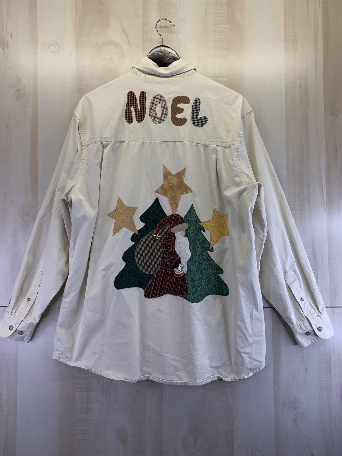 Vintage 1990s Fruit of the Loom Crafted Ornaments Embroidered Button Down Shirt