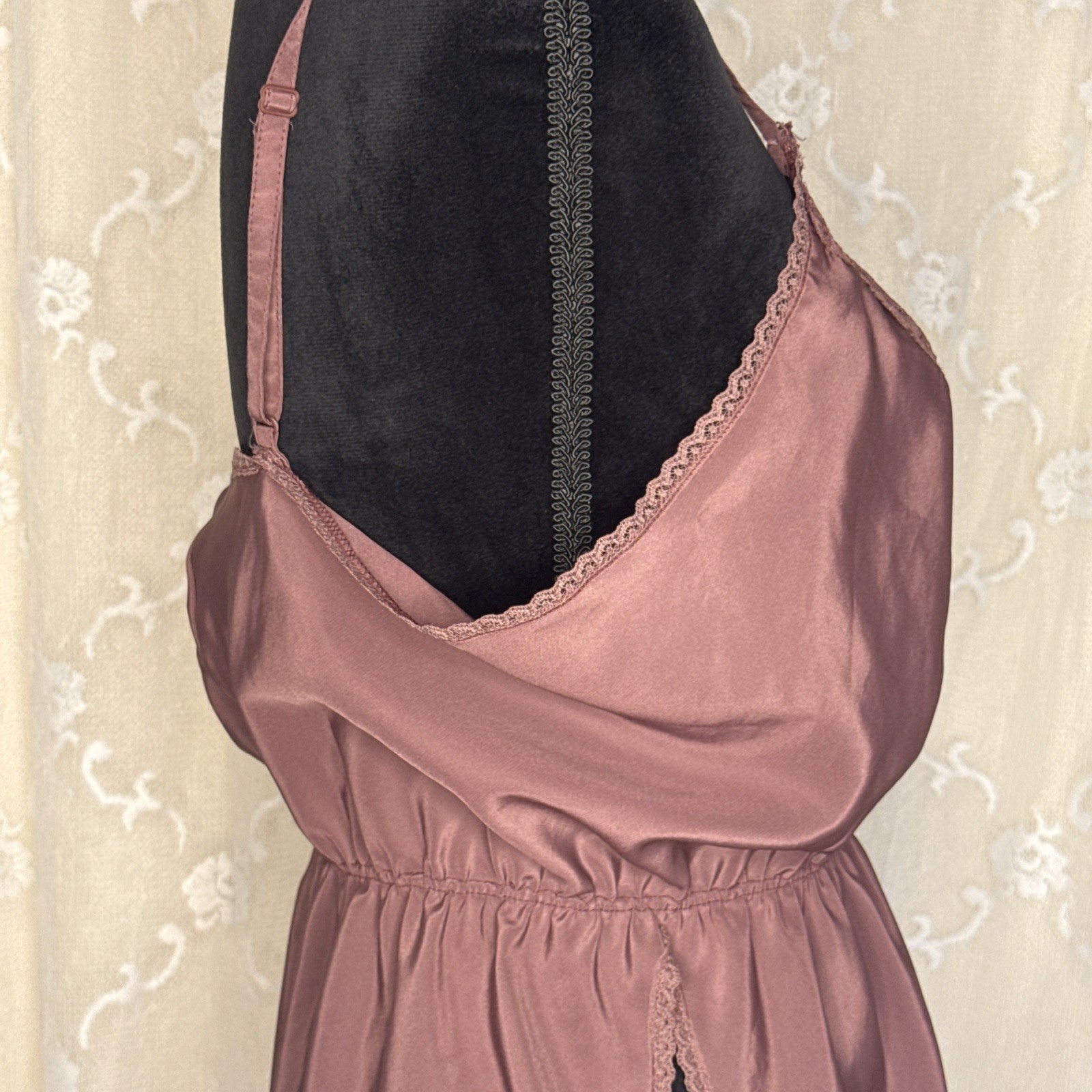 VTG Lorraine Solid Grape & Scalloped Lace Sissy Teddy Romper Playsuit Med 38 B