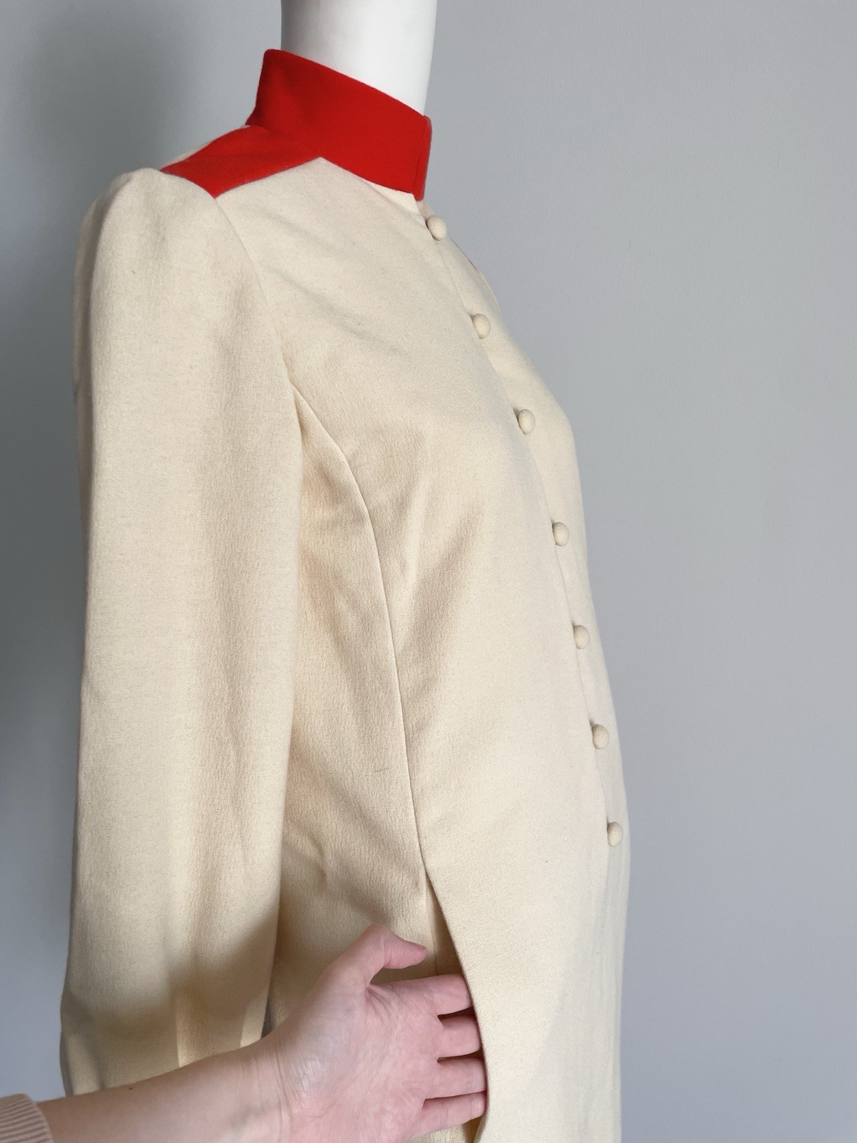 Geoffrey Beene Vintage 1960s Cream Bright Orange High Neck Dress Size Small