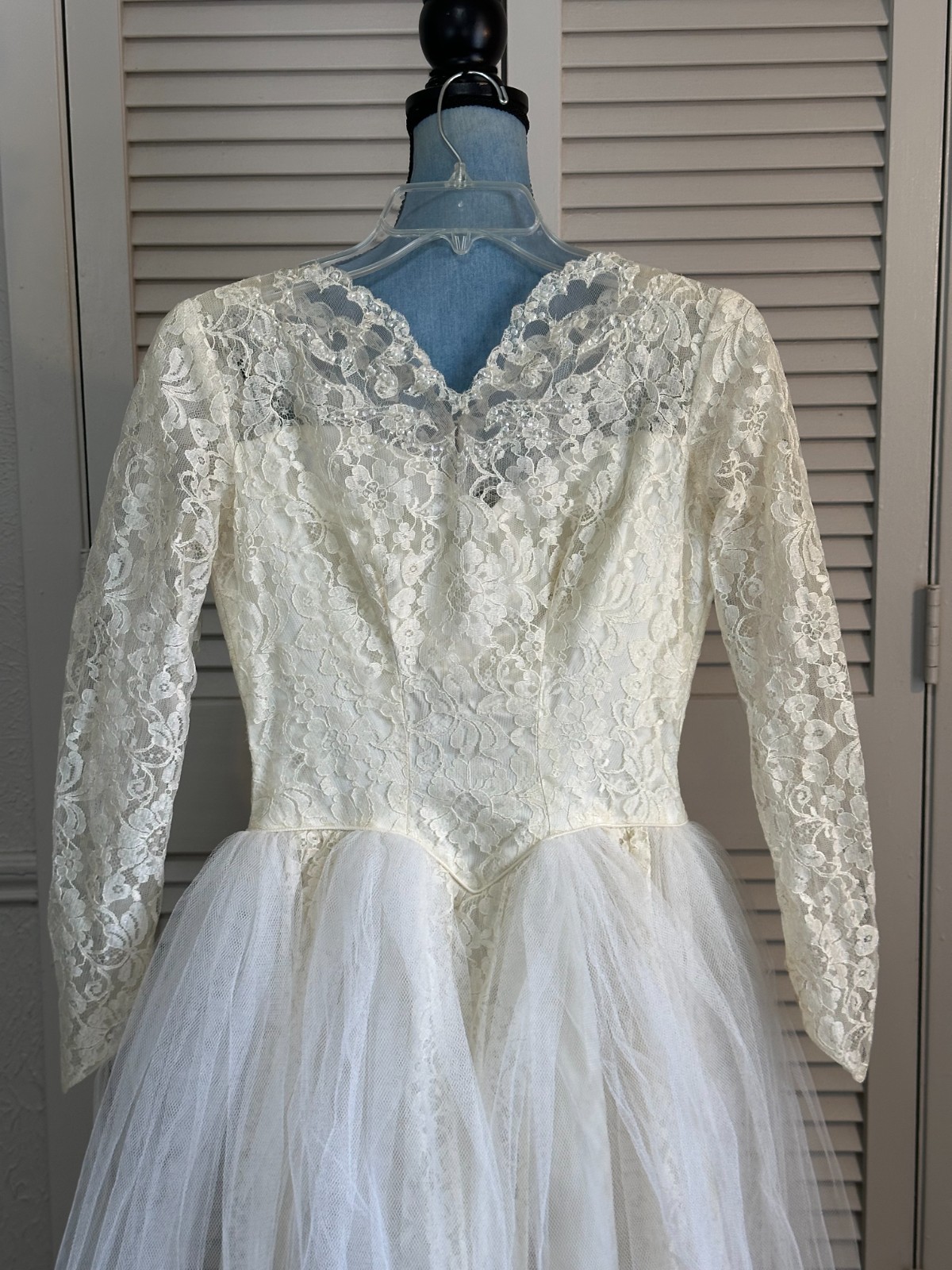 Vintage 50’s Wedding Dress Lace Floor Tulle Ivory Satin Sweetheart Bodice
