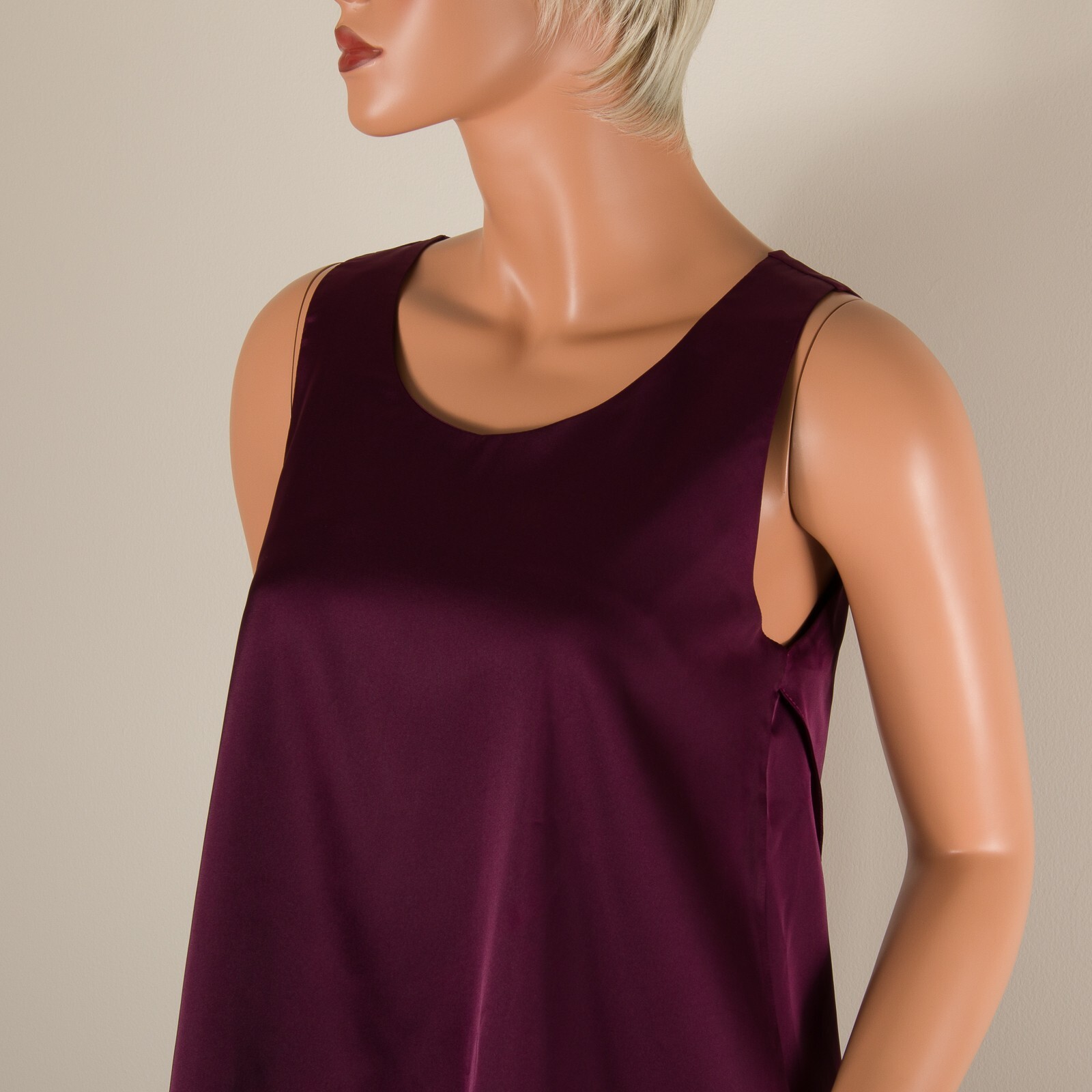 💖 Unbranded Burgundy Tank Top Cami Shirt M Smooth Silky Satin Open Back
